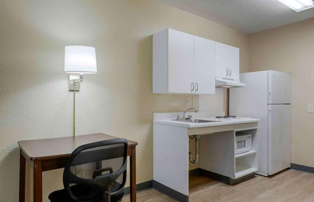 Extended Stay America Suites - Kansas City - Airport Værelse billede