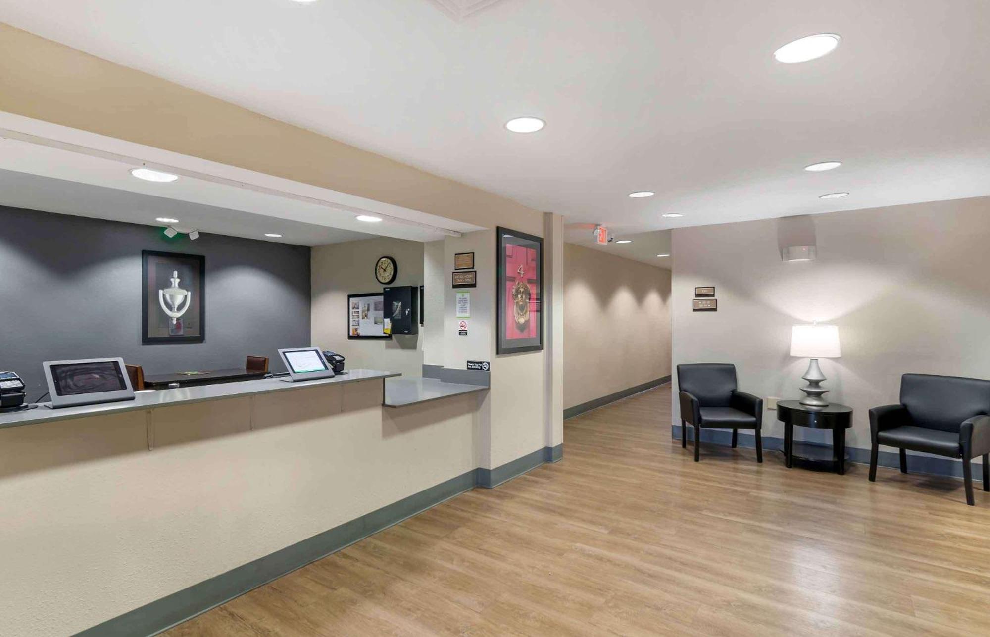 Extended Stay America Suites - Kansas City - Airport Eksteriør billede