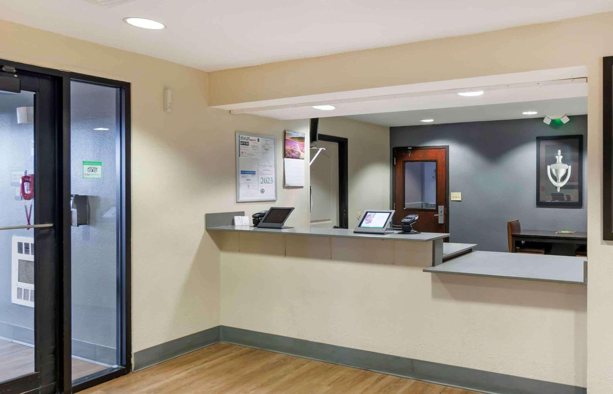 Extended Stay America Suites - Kansas City - Airport Eksteriør billede