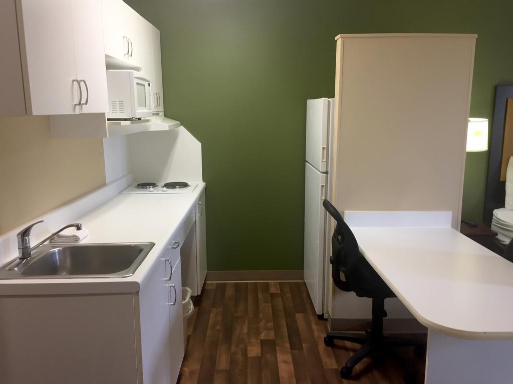 Extended Stay America Suites - Kansas City - Airport Eksteriør billede