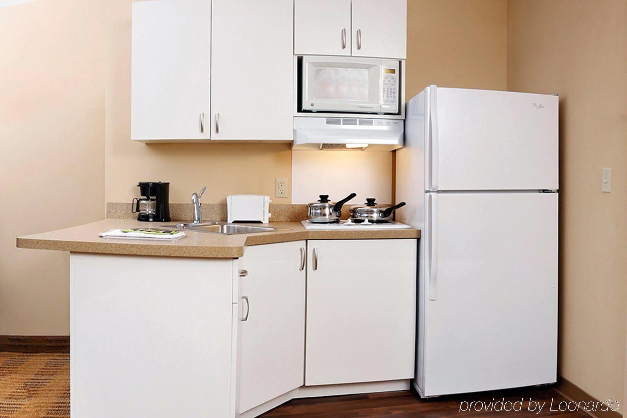 Extended Stay America Suites - Kansas City - Airport Eksteriør billede